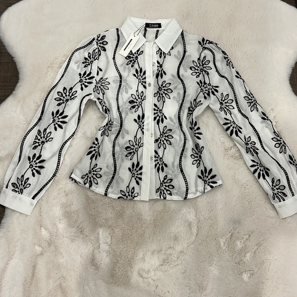 NWT button down shirt size 8-10 - Picture 2 of 10